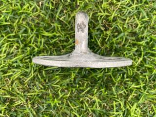 ответная часть (скоба) замка двери Tesla Model Y 1 поколение 2022, электро, белый