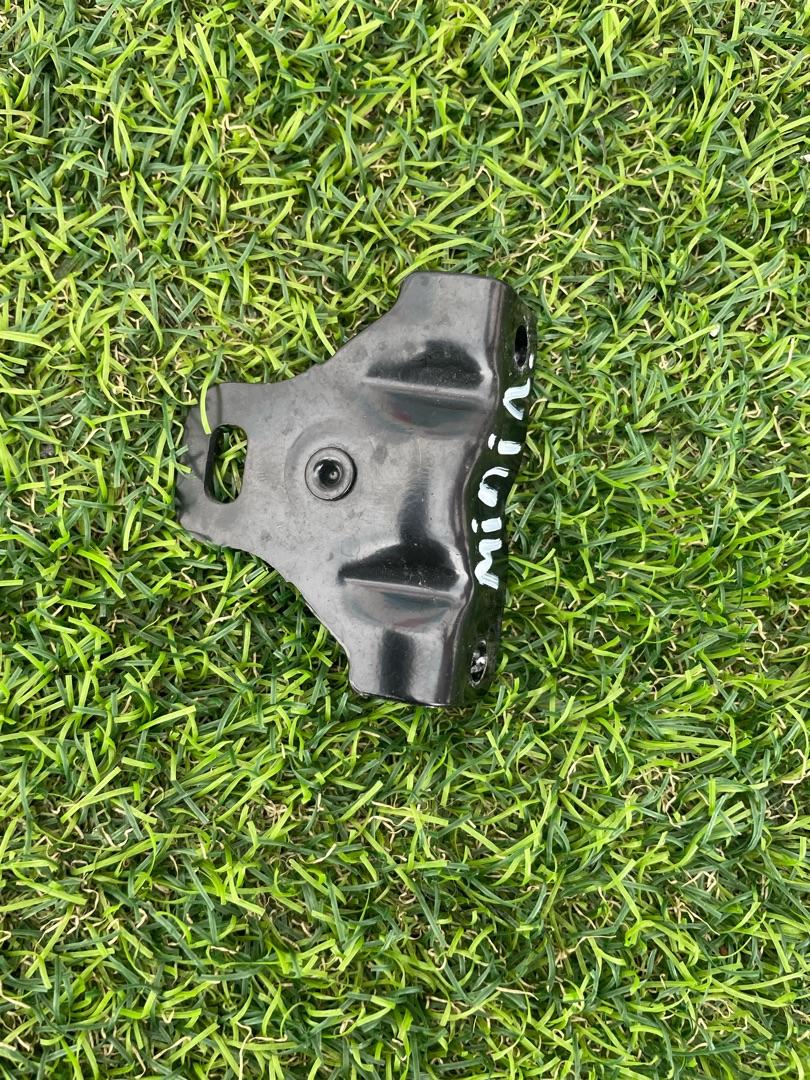 кронштейн (крепление) Mini Cooper S 3 поколение 2018, 2.0 л., бензин, 6МКПП, хетчбэк 3 дв., 7300575 - фото №1