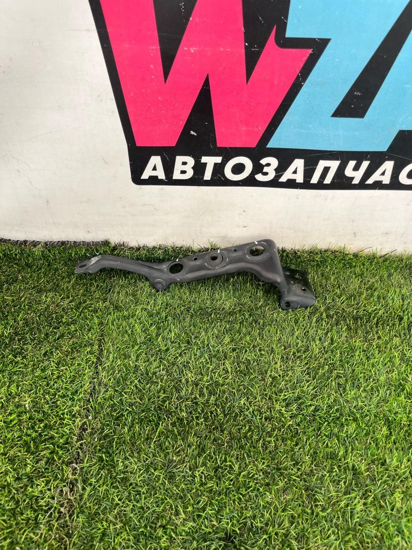 кронштейн (крепление) Jeep Wrangler 4 поколение 2019, 2.0 л., бензин, АКПП, внедорожник 5 дв., полный привод, 68298218AB - фото №1