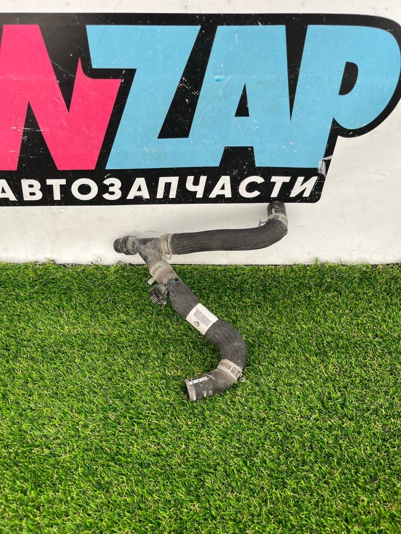 патрубок радиатора Jeep Wrangler 4 поколение 2020, 2.0 л., бензин, АКПП, внедорожник 5 дв., полный привод, 68312497AD - фото №1