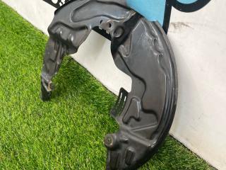 защитный кожух тормозного механизма Ford Escape 4 поколение CX482 2020, 1.5 л., бензин, АКПП, внедорожник 5 дв., передний привод, LX61-2K005-DA