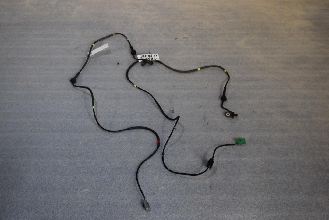 датчик ABS Volvo XC90 1 поколение 2004, 2.9 л., бензин, АКПП, песочный, универсал, правый руль - фото №1