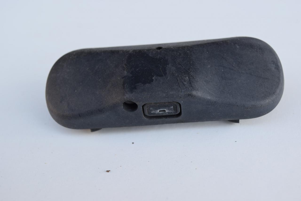 форсунка омывателя лобового стекла Volkswagen Passat B6 2009, 2.0 л., CBAA, дизель, АКПП, седан, правый руль, 5M0955985 - фото №1