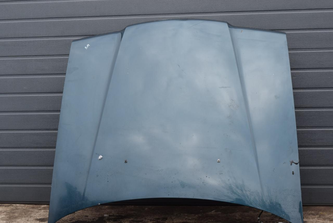 капот Volvo 850 1 поколение 1992, 2.5 л., i, бензин, МКПП, седан, передний привод - фото №1