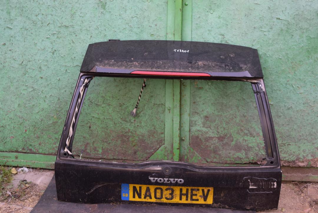 крышка багажника (дверь 3-5) Volvo XC90 1 поколение 2004, 2.9 л., бензин, АКПП, универсал, 39852821 - фото №1