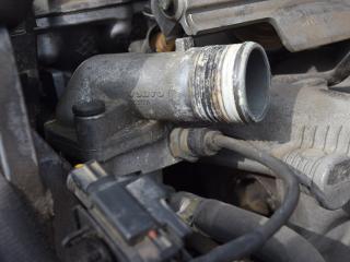 корпус термостата Volvo V70 1 поколение 2000, 2.4 л., i, B 5244 S2, бензин, МКПП, седан
