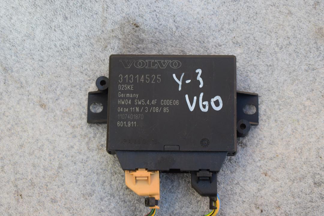 блок управления парктрониками Volvo V60 1 поколение 2012, 1.6 л., B 4164 T3, бензин, робот, черный, универсал, передний привод, правый руль, 31314525 - фото №1