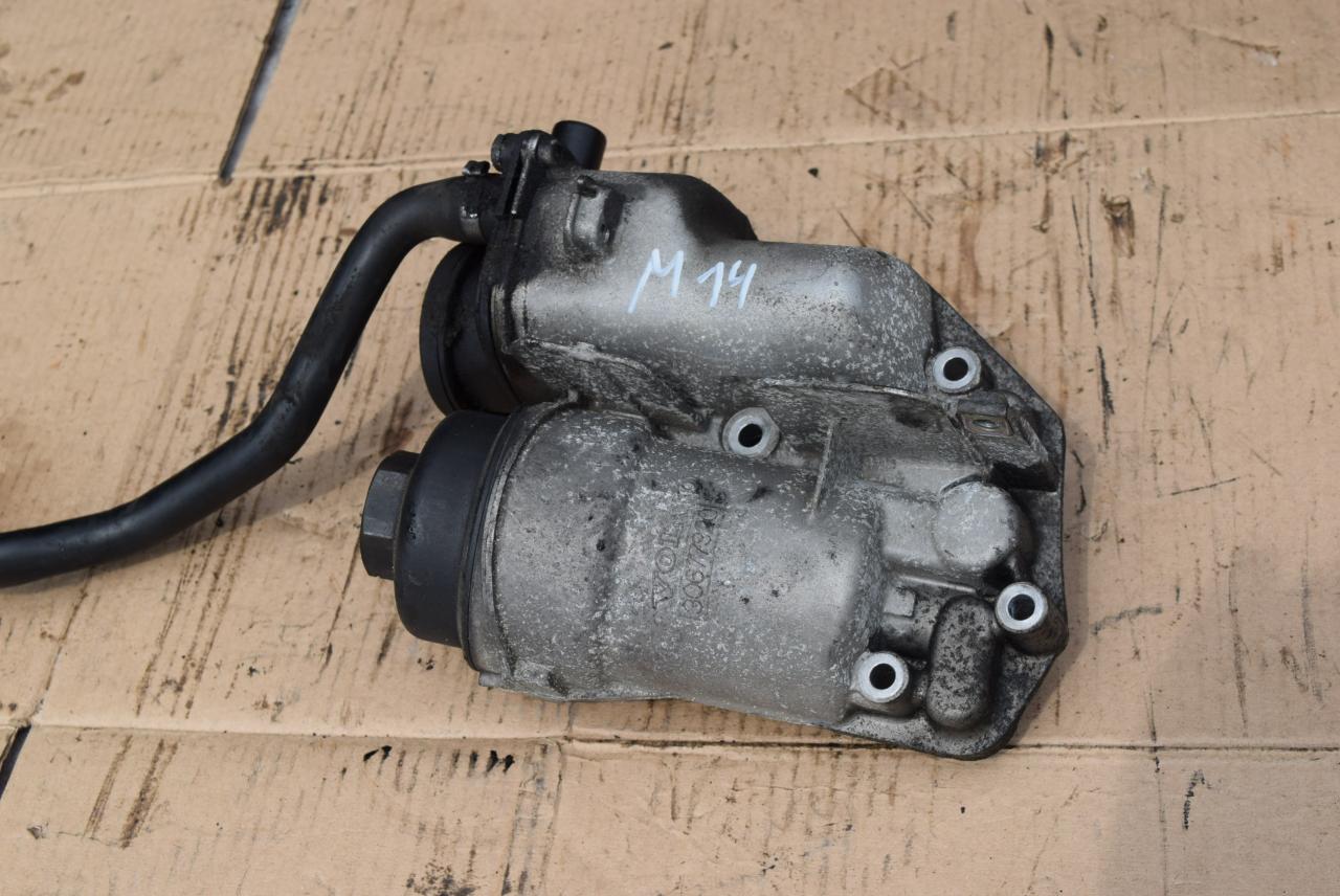 корпус масляного фильтра Volvo V70 2 поколение 2004, 2.4 л., D5, D 5244 T, дизель, АКПП, универсал, передний привод, 30677920 - фото №1