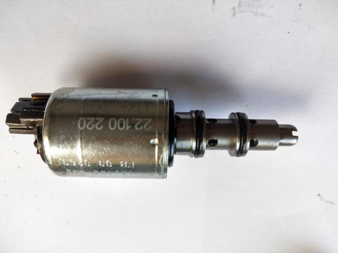 электромагнитный клапан Volvo XC90 1 поколение 2005, 2.5 л., бензин, АКПП, внедорожник 5 дв., 22100220, 12100449 - фото №1