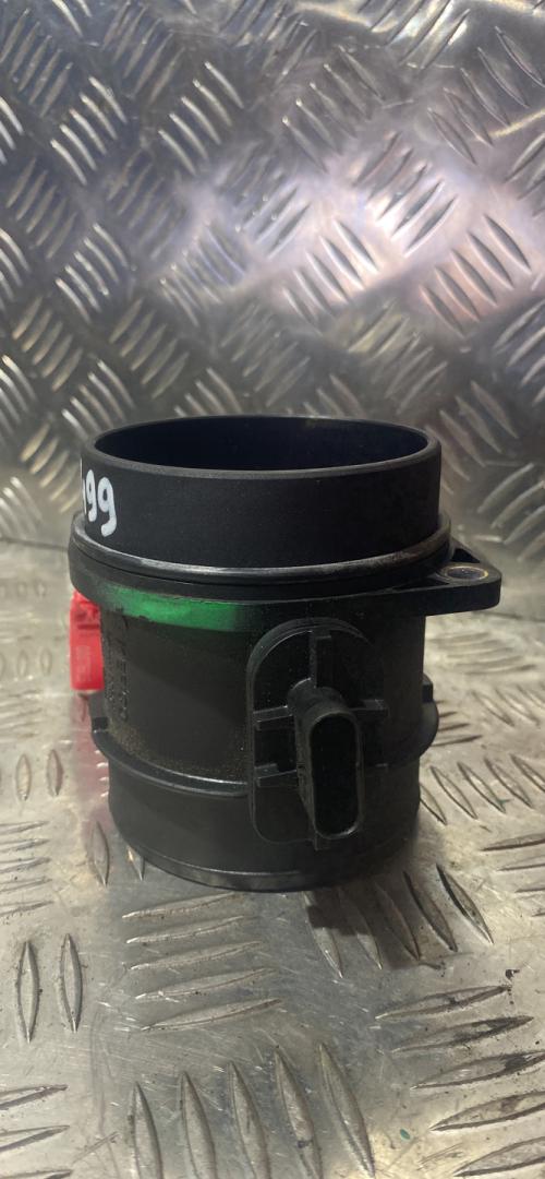 расходомер воздуха Hyundai ix35 1 поколение 2011, 2.0 л., D4HA, дизель, 6МКПП, внедорожник 5 дв., 9021050001, 281642F000 - фото №1