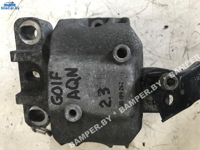 подушка крепления двигателя Volkswagen Golf 4 поколение 2004, 2.3 л., AQN, бензин, хетчбэк 5 дв. - фото №1