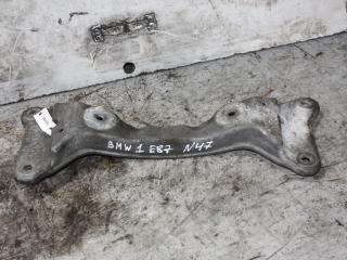 кронштейн КПП BMW 1 серия E81/E82/E87/E88 (2004 - 2007), 2.0 л., дизель, 68572910