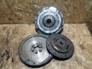 комплект сцепления Volkswagen Golf 5 поколение 2004, 1.9 л., дизель, МКПП