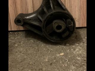 подушка крепления двигателя Opel Zafira 2 поколение (B) 2007, 1.9 л., дизель