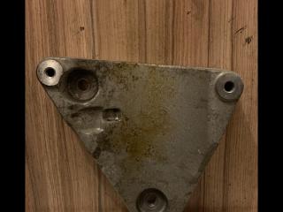 кронштейн компрессора кондиционера Chevrolet Malibu 9 поколение 2017, 1.5 л., LFV, бензин, АКПП, седан, 12658074