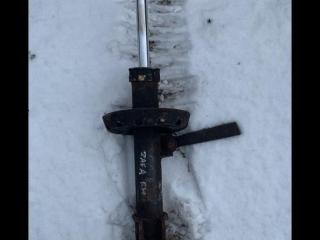 стойка передняя левая Opel Zafira 1 поколение (A) 2002, 1.8 л., бензин