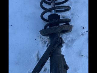 стойка передняя правая Opel Insignia 1 поколение (A) [рестайлинг] 2013, 2.0 л., дизель, хетчбэк 5 дв.