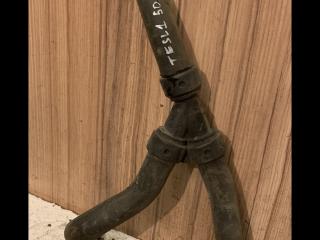 патрубок (трубопровод, шланг) Tesla Model S 1 поколение 2014, электро, лифтбэк