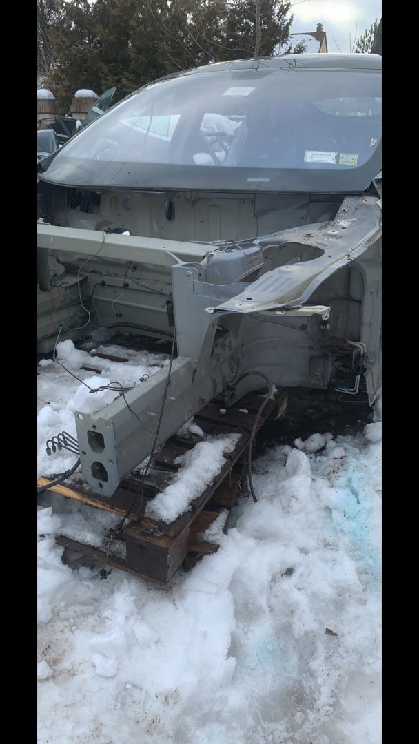 четверть передняя левая Tesla Model S 1 поколение 2014, электро, лифтбэк - фото №1