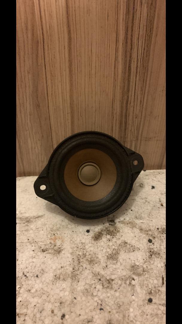 динамик высокочастотный (пищалка) Tesla Model S 1 поколение 2014, электро, лифтбэк - фото №1