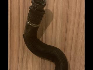 патрубок интеркулера Chevrolet Equinox 3 поколение 2018, 1.5 л., бензин, АКПП, черный