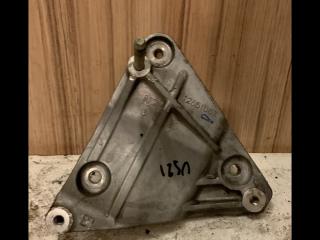 кронштейн компрессора кондиционера Chevrolet Equinox 3 поколение 2018, 1.5 л., бензин, АКПП, внедорожник 5 дв., 12651063