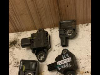 датчик удара Tesla Model S 1 поколение 2014, электро, лифтбэк