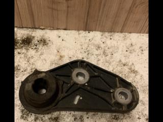 кронштейн глушителя Chevrolet Equinox 3 поколение 2018, 1.5 л., бензин, АКПП, черный, 84205378