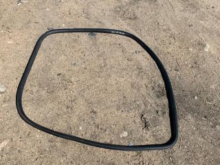 уплотнитель двери Chevrolet Equinox 3 поколение 2018, 1.5 л., бензин, АКПП, серебристый, внедорожник 5 дв.