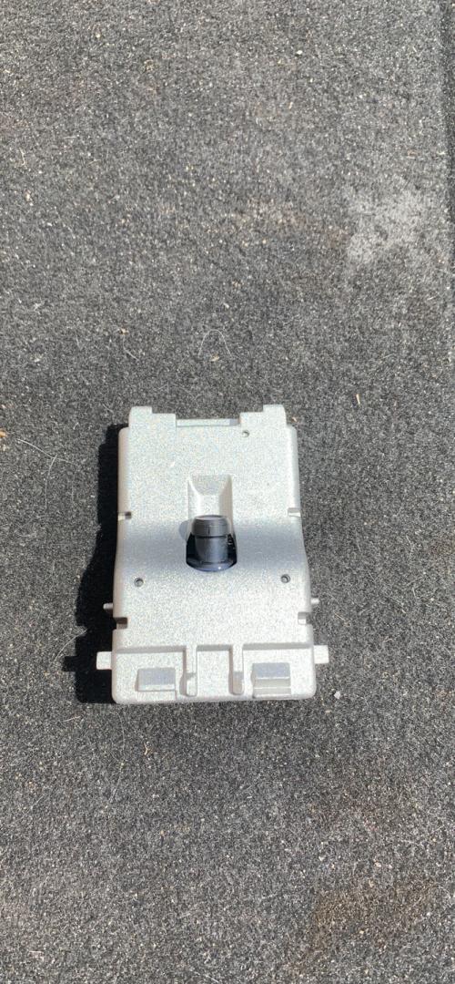 камера переднего обзора Chevrolet Equinox 3 поколение 2020, 1.5 л., бензин, АКПП, красный, 84740059 - фото №1