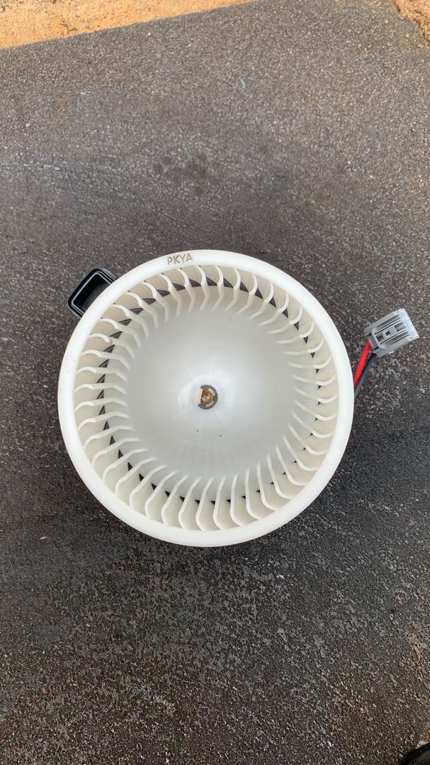 моторчик печки Buick Encore GX 1 поколение 2020, 1.2 л., бензин, АКПП, серый, 201210115835 - фото №1