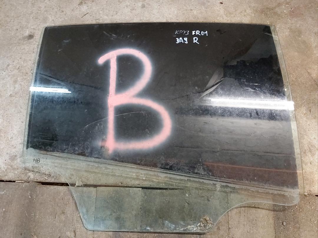 стекло двери задней правой Chevrolet Cruze 1 поколение 2011, 1.6 л., F16D4, бензин, хетчбэк 5 дв. - фото №1