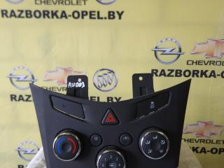 блок управления печки / климат-контроля Chevrolet Tracker 3 поколение 2016, 1.8 л., F18D4, бензин, АКПП, внедорожник 5 дв.