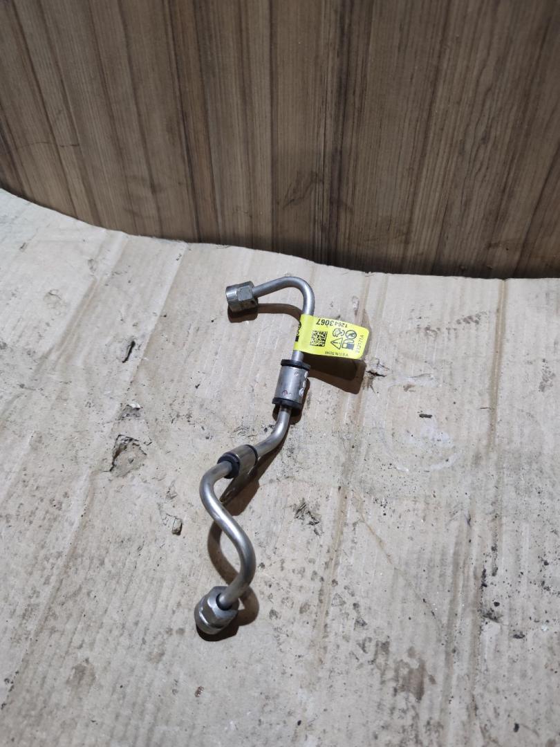 трубка ТНВД Chevrolet Cruze 2 поколение 2018, 1.4 л., бензин, АКПП, серебристо голубой, седан, 12643067 - фото №1