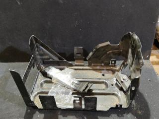 полка аккумулятора Chevrolet Traverse 2 поколение 2019, 3.6 л., бензин, АКПП, внедорожник 5 дв., 84351703