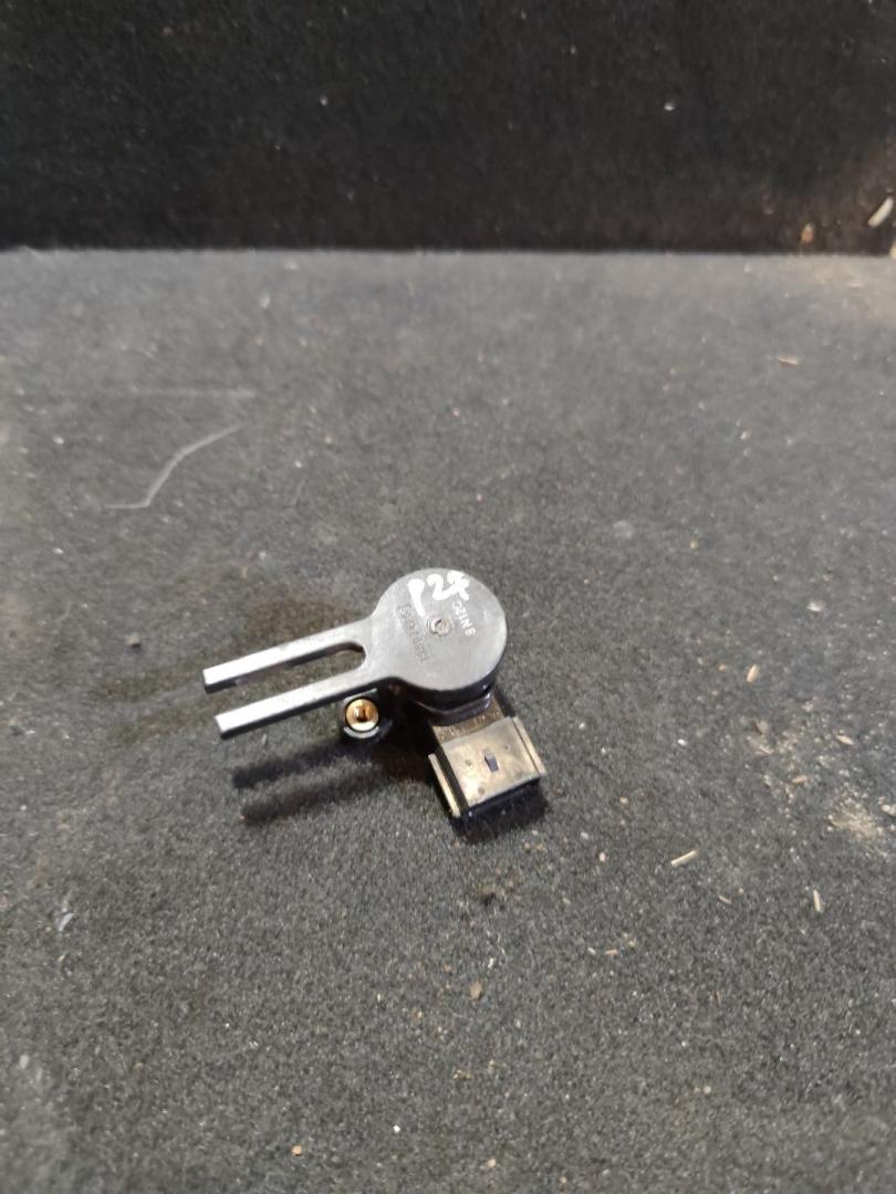 Датчик педали тормоза (лягушка) Chevrolet Traverse 2 поколение 2019, 3.6 л., бензин, АКПП, внедорожник 5 дв., 13597425 - фото №1