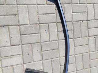 молдинг двери передней левой Buick Encore GX 1 поколение 2021, 1.2 л., бензин, АКПП, темно бордовый, внедорожник 5 дв.