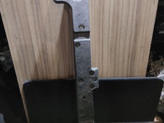 абсорбер бампера Chevrolet Cruze 2 поколение 2018, 1.4 л., бензин, АКПП, серебристо голубой, седан, 23354374