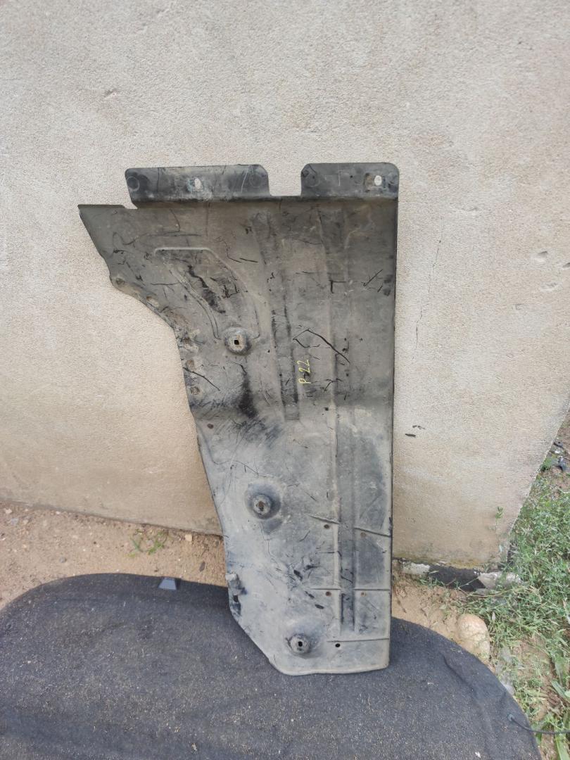 защита днища Chevrolet Cruze 2 поколение 2018, 1.4 л., бензин, АКПП, серебристо голубой, седан, 39026300, 809497337 - фото №1