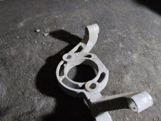 кронштейн двигателя Chevrolet Traverse 2 поколение 2019, 3.6 л., бензин, АКПП, внедорожник 5 дв., 12692716