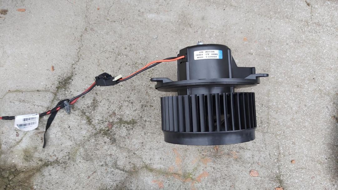 моторчик печки Opel Insignia 1 поколение (A) 2012, 2.0 л., бензин, АКПП, седан, 18085, 76904 - фото №1