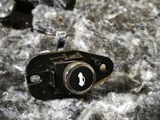 кнопка открытия багажника Dodge Challenger 3 поколение [2-й рестайлинг] 2018, 5.7 л., бензин, АКПП, купе, 68141864AA