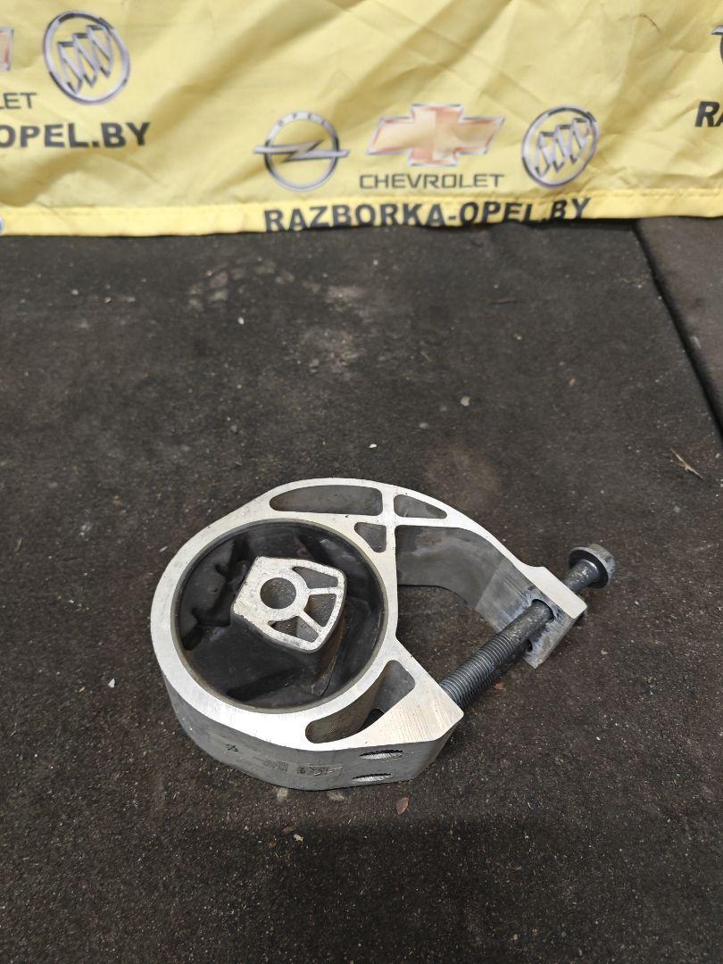 подушка крепления КПП Chevrolet Traverse 2 поколение 2019, 3.6 л., бензин, АКПП, внедорожник 5 дв., 84028526 - фото №1