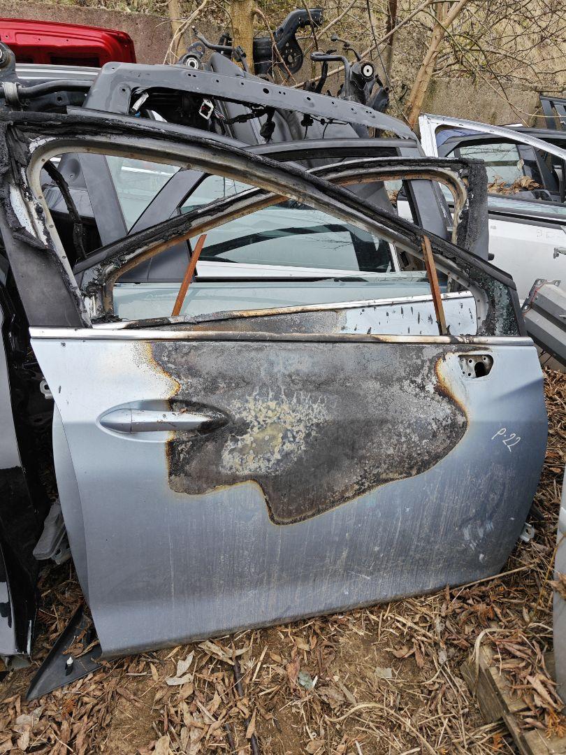 дверь передняя правая Chevrolet Cruze 2 поколение 2018, 1.4 л., бензин, АКПП, серебристо голубой, седан - фото №1