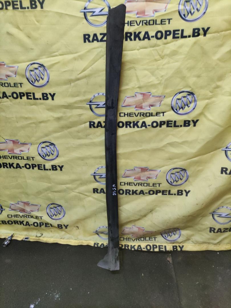 молдинг крыла заднего правого GMC Terrain 2 поколение 2020, 2.0 л., бензин, АКПП, внедорожник 5 дв., полный подключаемый привод - фото №1