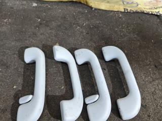 ручка внутренняя потолочная Jeep Cherokee 5 поколение [рестайлинг] 2019, 2.4 л., бензин, АКПП, белый, внедорожник 5 дв., полный привод