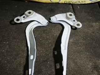 петля капота Chevrolet Equinox 3 поколение 2020, 2.0 л., LTG, бензин, АКПП, белый, полный подключаемый привод