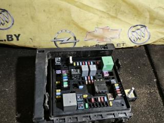 блок предохранителей Chevrolet Traverse 2 поколение 2019, 3.6 л., бензин, АКПП, бежевый, полный привод, 84292758