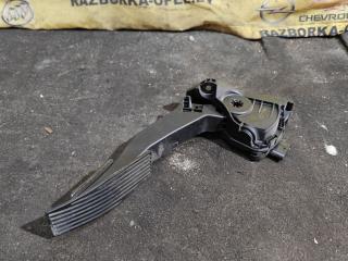 педаль Chevrolet Equinox 3 поколение 2020, 1.5 л., бензин, АКПП, полный подключаемый привод, 84366781