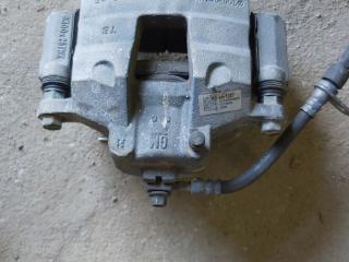 суппорт передний правый Chevrolet Equinox 3 поколение 2019, 1.5 л., бензин, белый, внедорожник 5 дв., 84311327